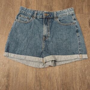 True Craft Originals, Mom Short, Womens Size 9, Blue Jean Shorts